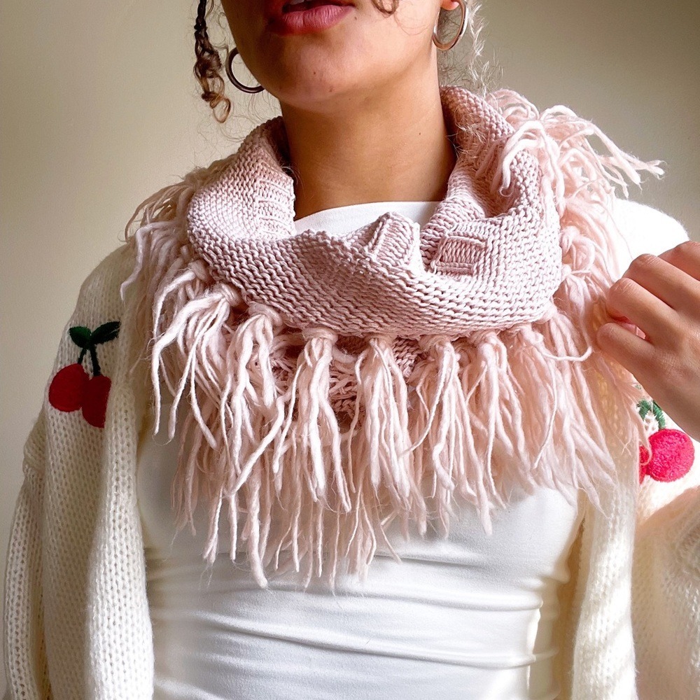 Vintage Western Bohemian Hand-knit Western Bohemian Fringe Scarf